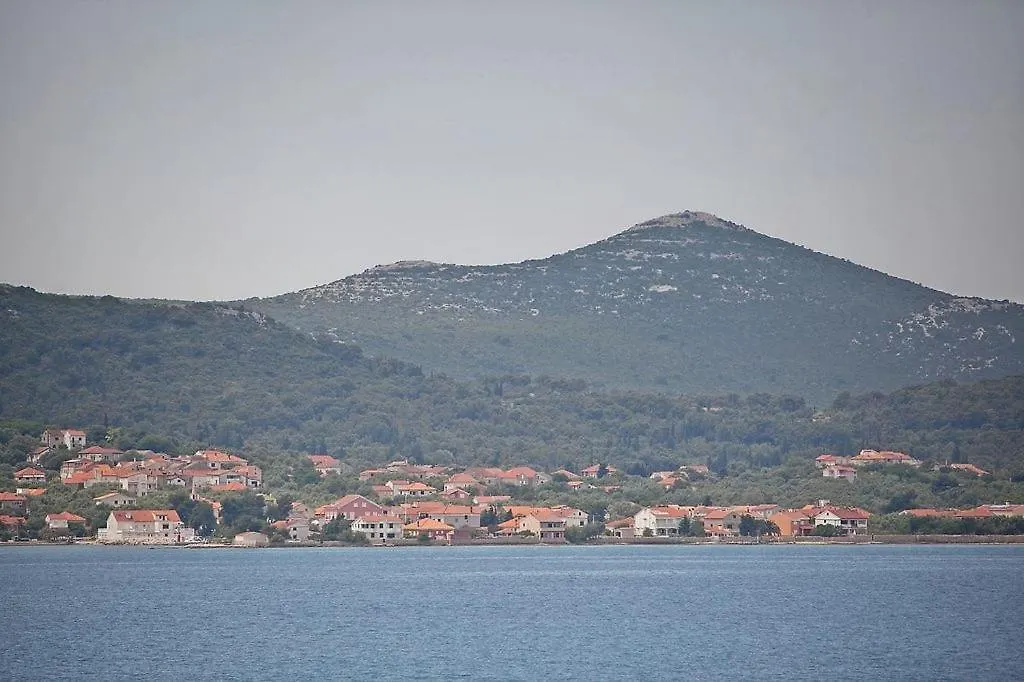 Apartment In Poljana With Sea View, Terrace, Air Conditioning, Wifi 3617-5 Poljana (Ugljan)
