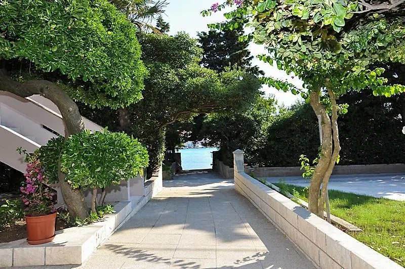 Apartment In Poljana With Sea View, Terrace, Air Conditioning, Wifi 3617-5 0*, Poljana (Ugljan)
