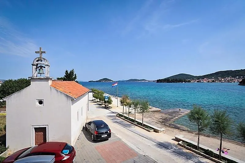 Apartment In Poljana With Sea View, Terrace, Air Conditioning, Wifi 3617-5 0*, Poljana (Ugljan) Croacia